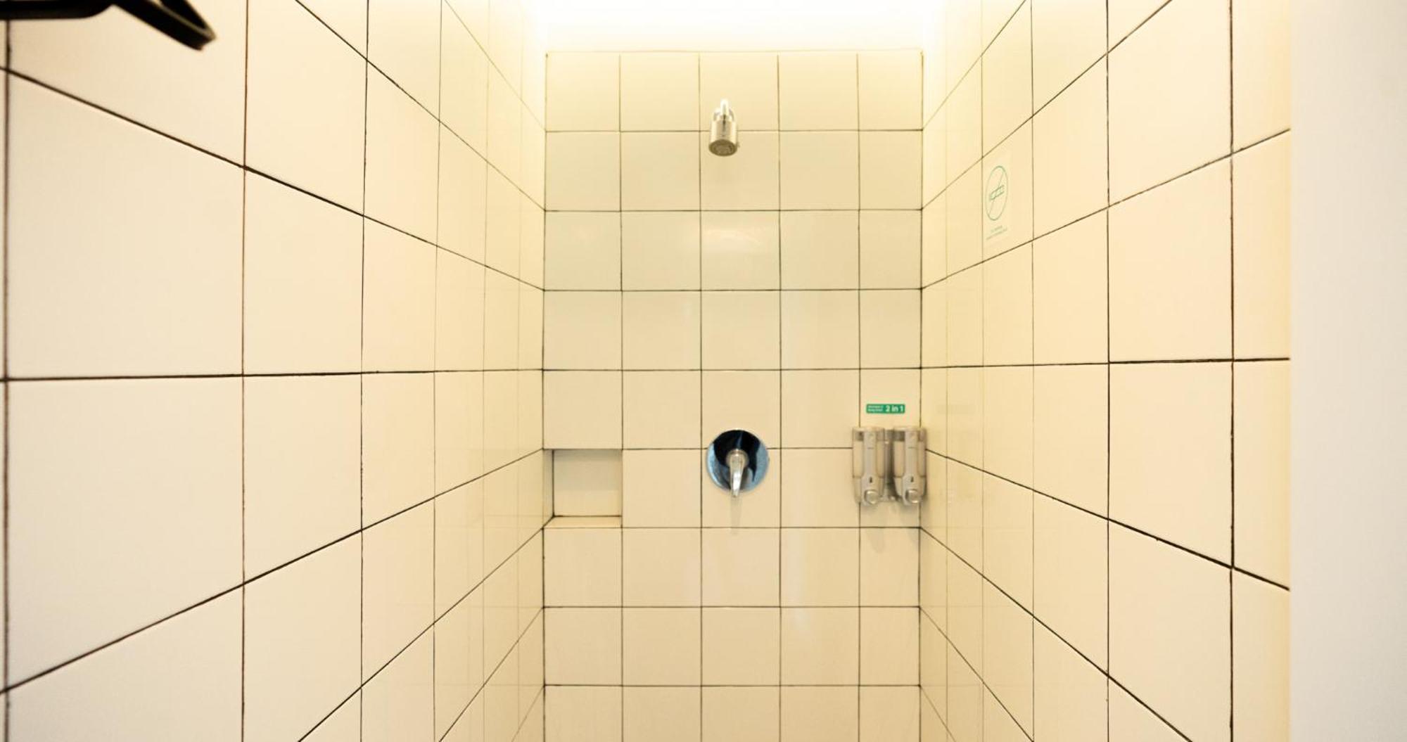 Bobopod Airport Cbc, Tangerang Hotel Rawalembang Buitenkant foto